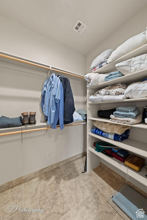 View of walk in closet