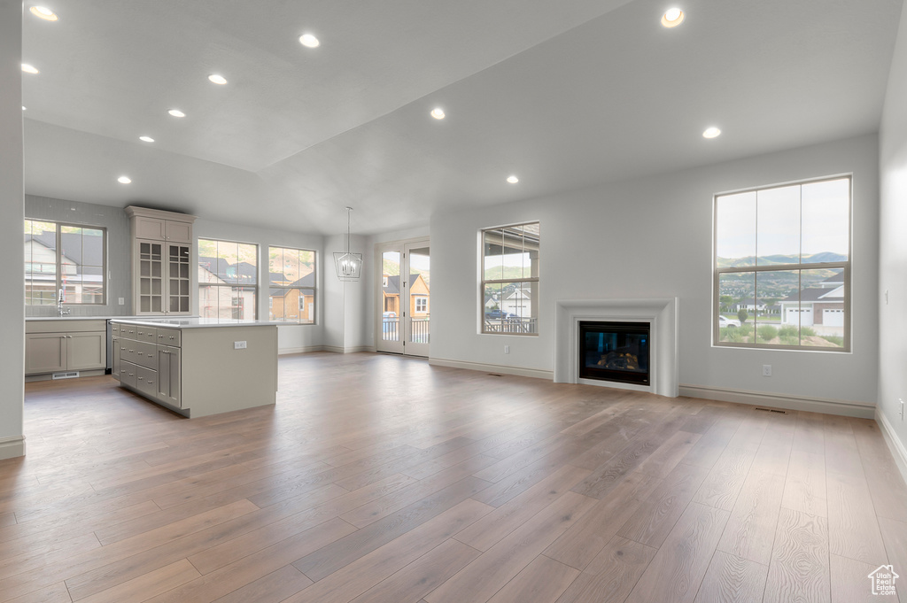 1092 E 12555 S Draper, UT 84020