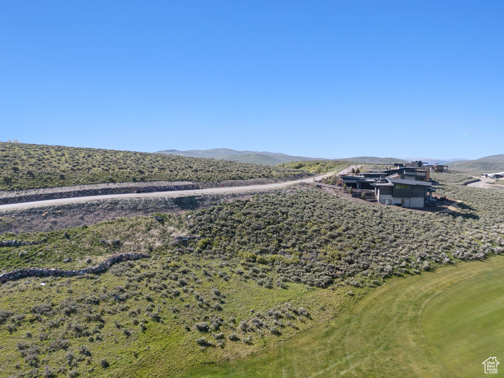 View of yard with a mountain view