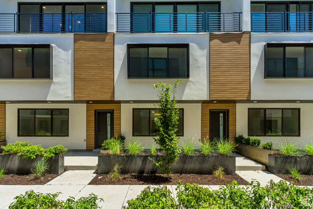 Contemporary house with stucco siding