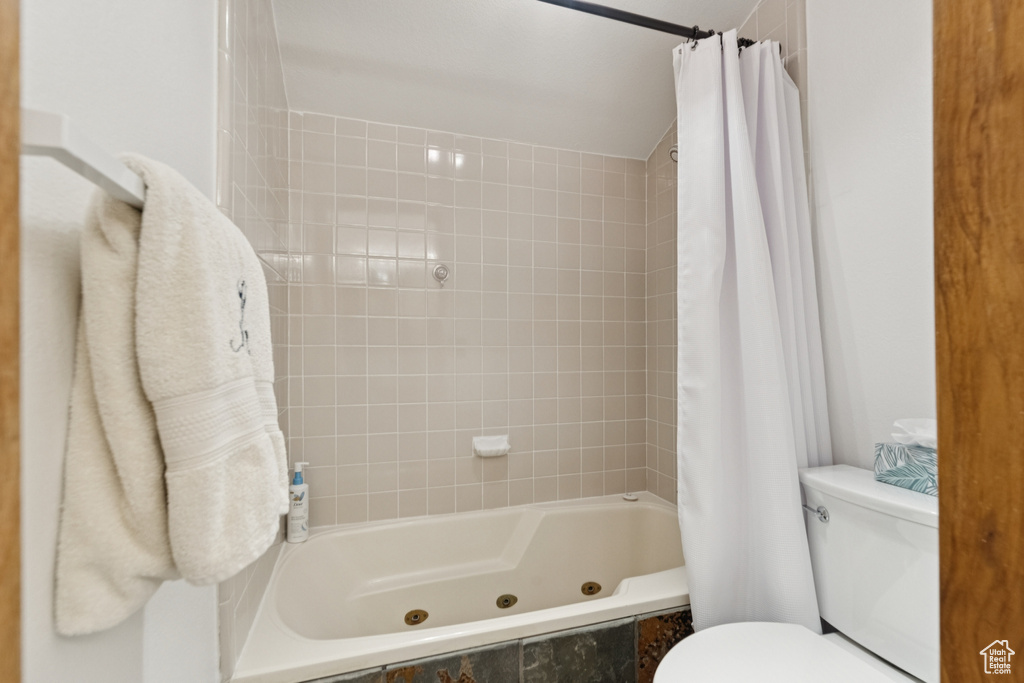 Photo 22 for MLS #2060736 at 658 Rossie Dr #3