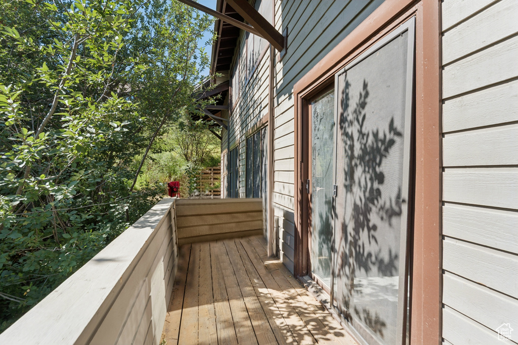 Photo 19 for MLS #2060736 at 658 Rossie Dr #3