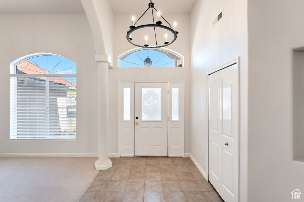 Photo 4 for MLS #2060925 at 565 N Moonglow Pl