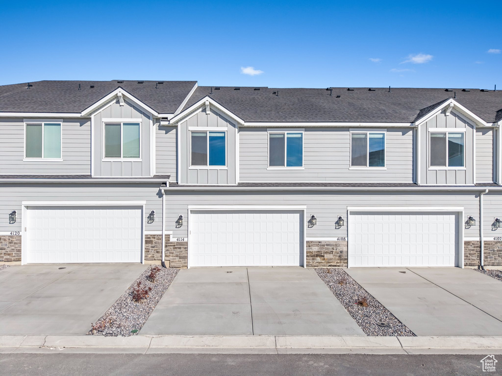 Multi unit property featuring a garage