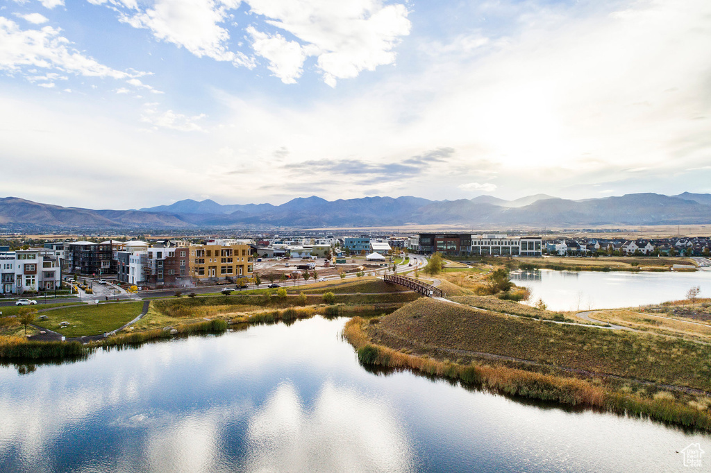 Water view with a mountain view