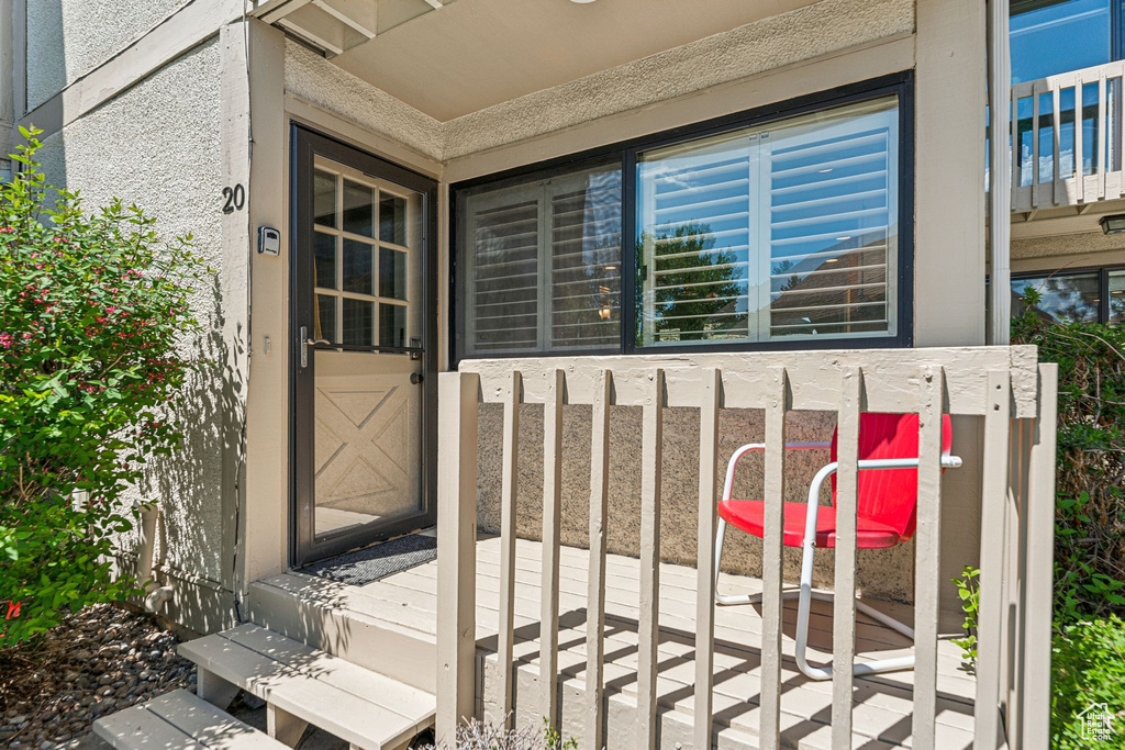 View of property entrance