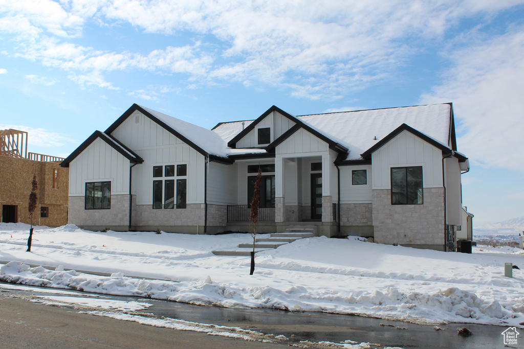 View of modern farmhouse