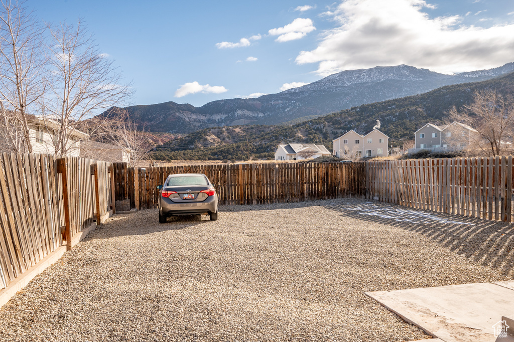 View of yard with a mountain view