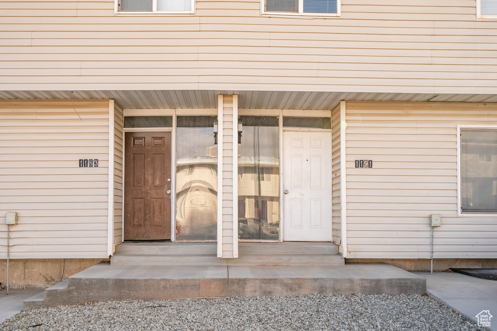 View of property entrance