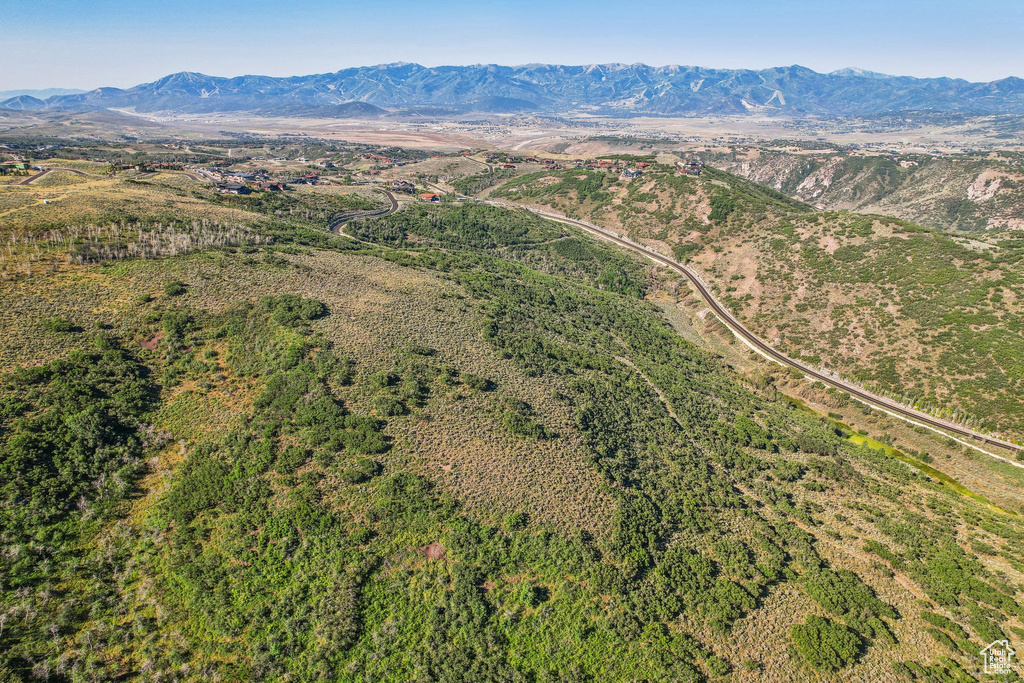 Drone / aerial view featuring a mountain view