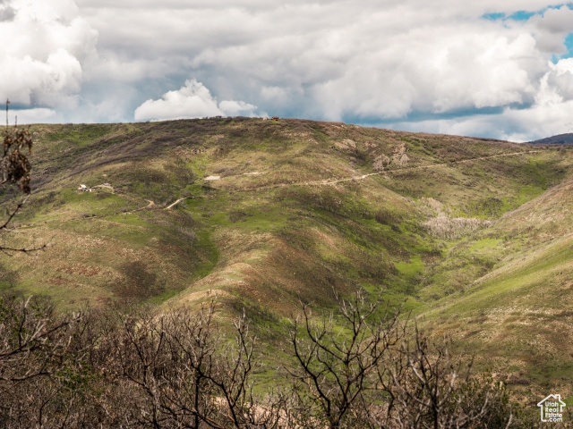 View of mountain feature