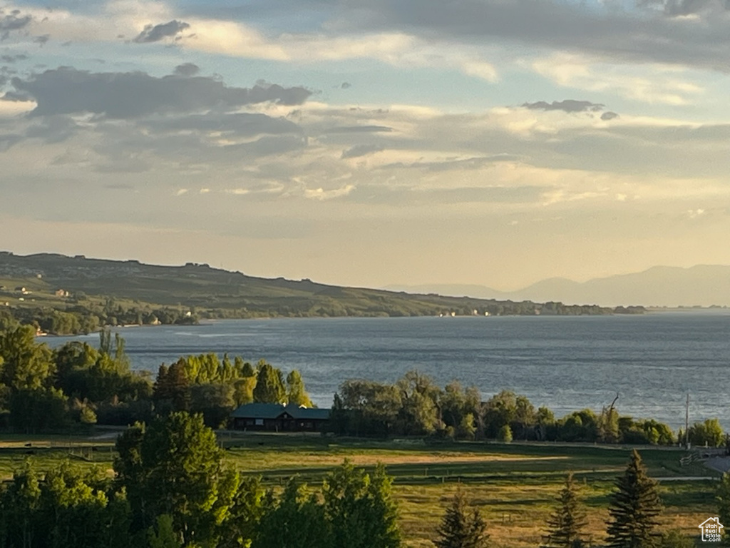 Water view featuring a mountainous background