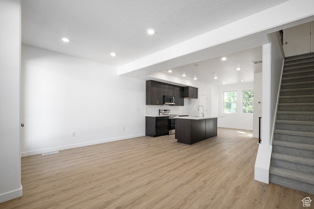 275 W 430 N #1-04 Salt Lake City, UT 84103