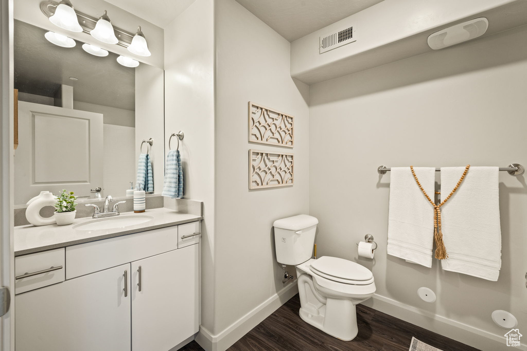 Photo 10 for MLS #2062229 at 128 N Lone Rock Dr #204