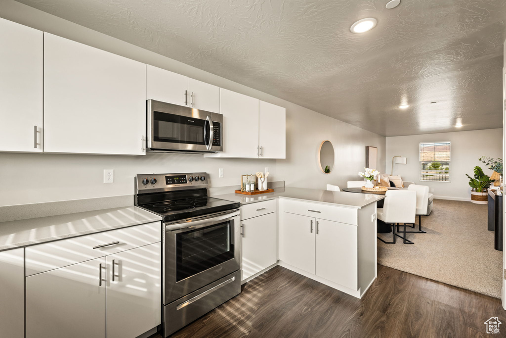 Photo 5 for MLS #2062229 at 128 N Lone Rock Dr #204