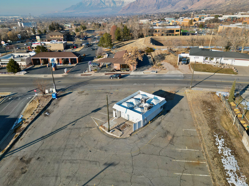 Aerial view with a mountain view