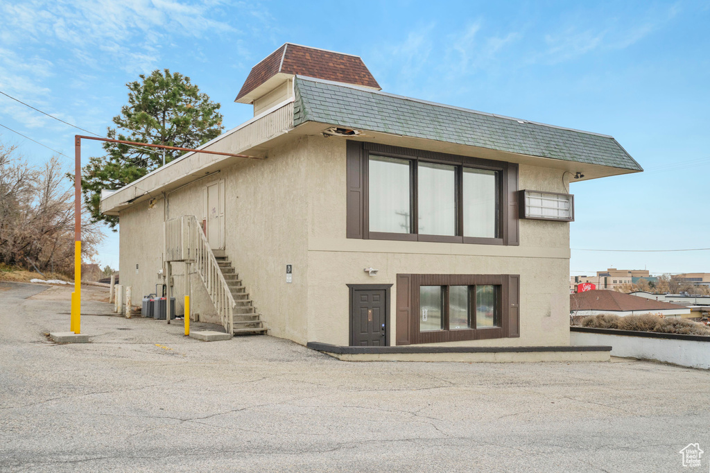 View of side of property