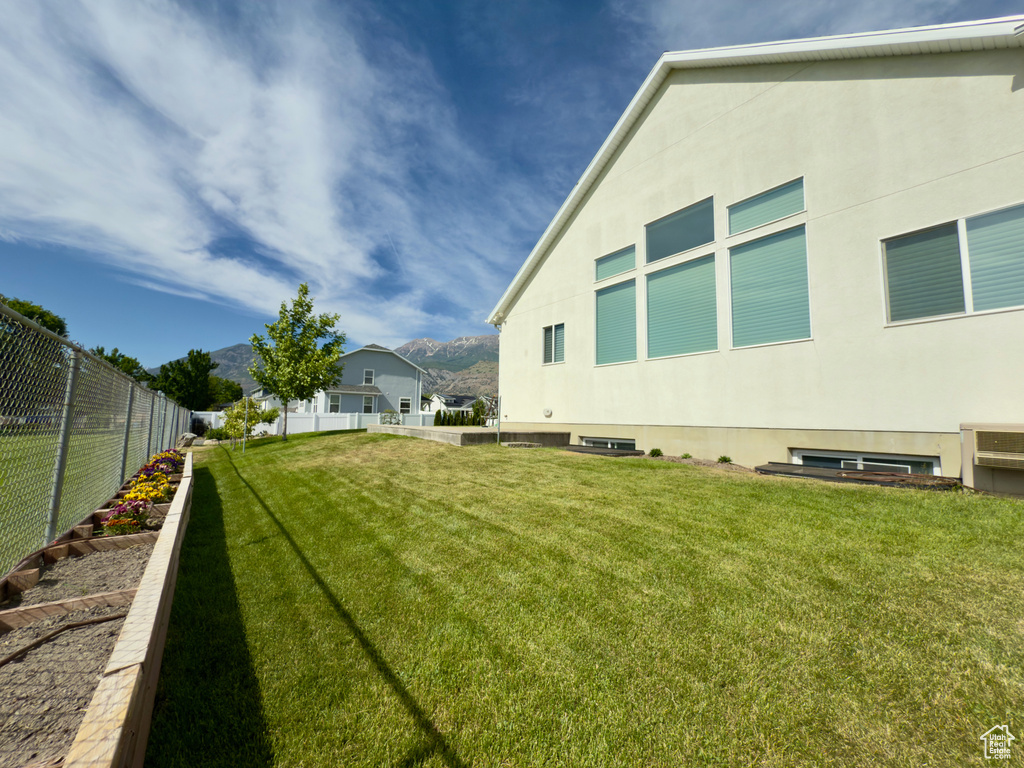 View of yard featuring a mountain view