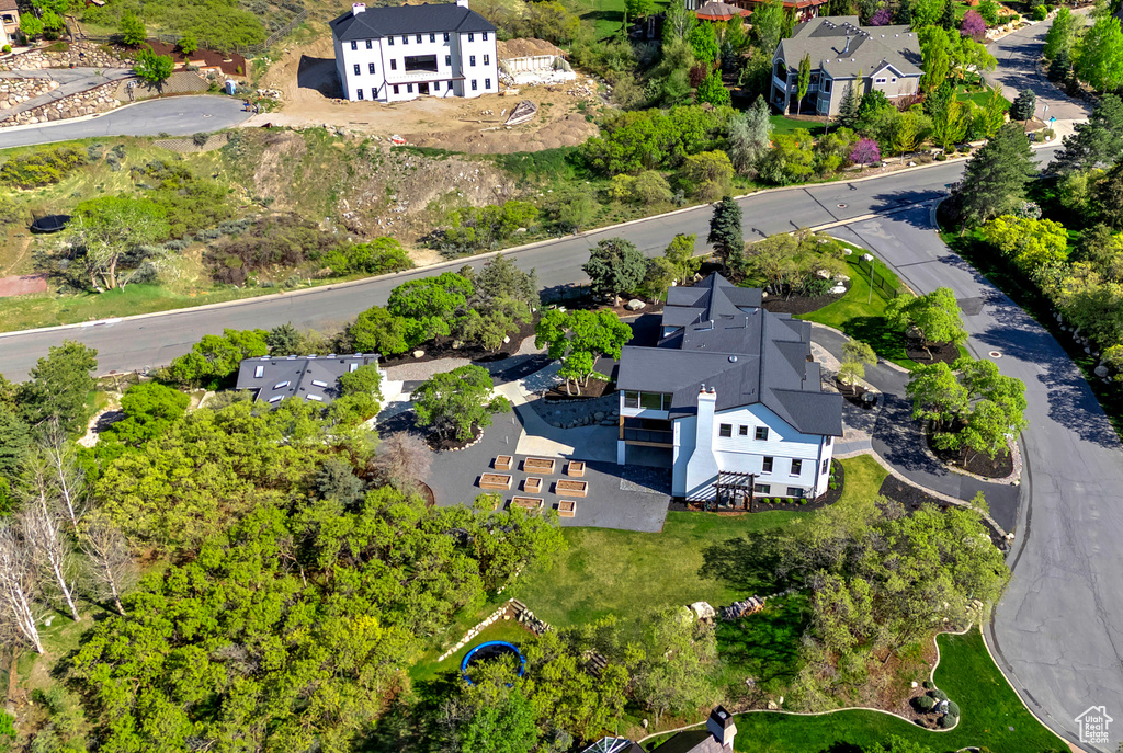 Birds eye view of property featuring a residential view