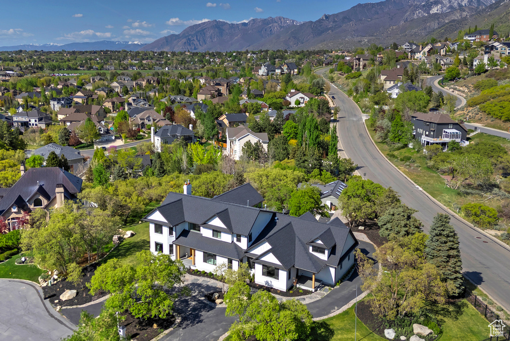 Drone / aerial view featuring a residential view and a mountain view
