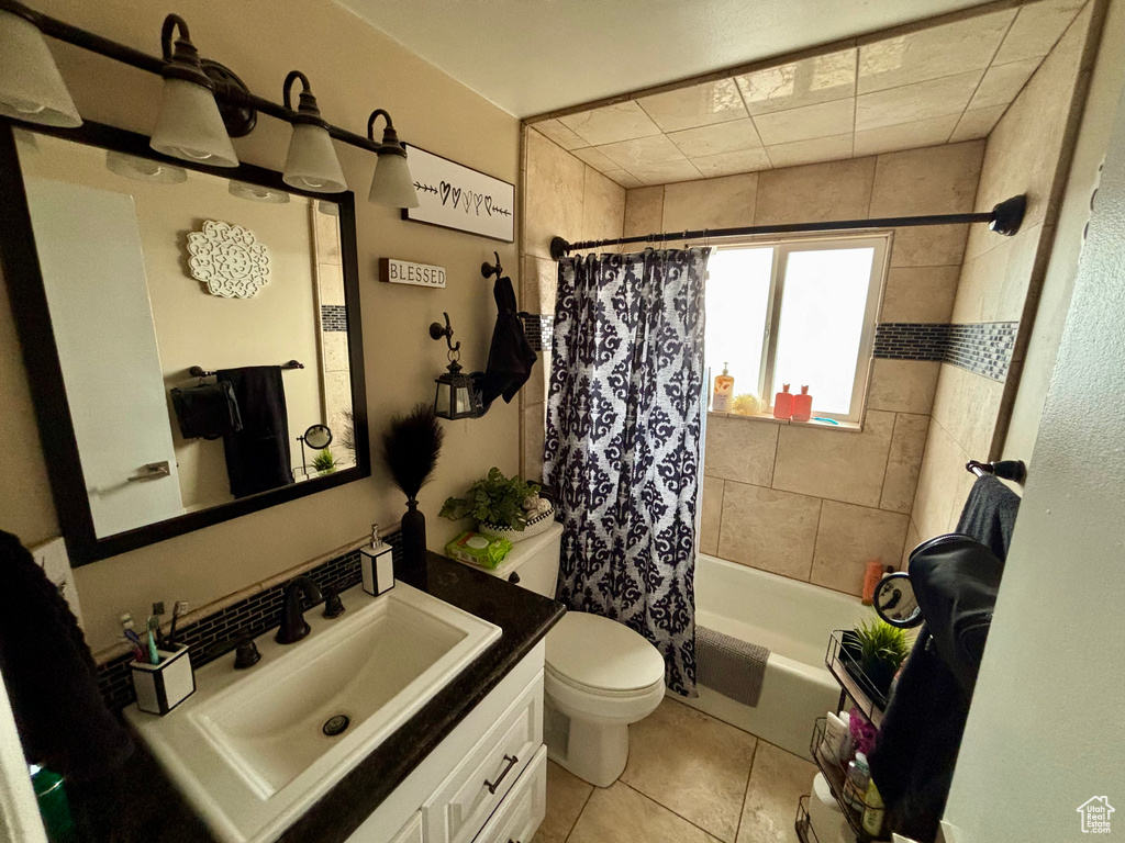 7652 W 3210 S Magna, UT 84044