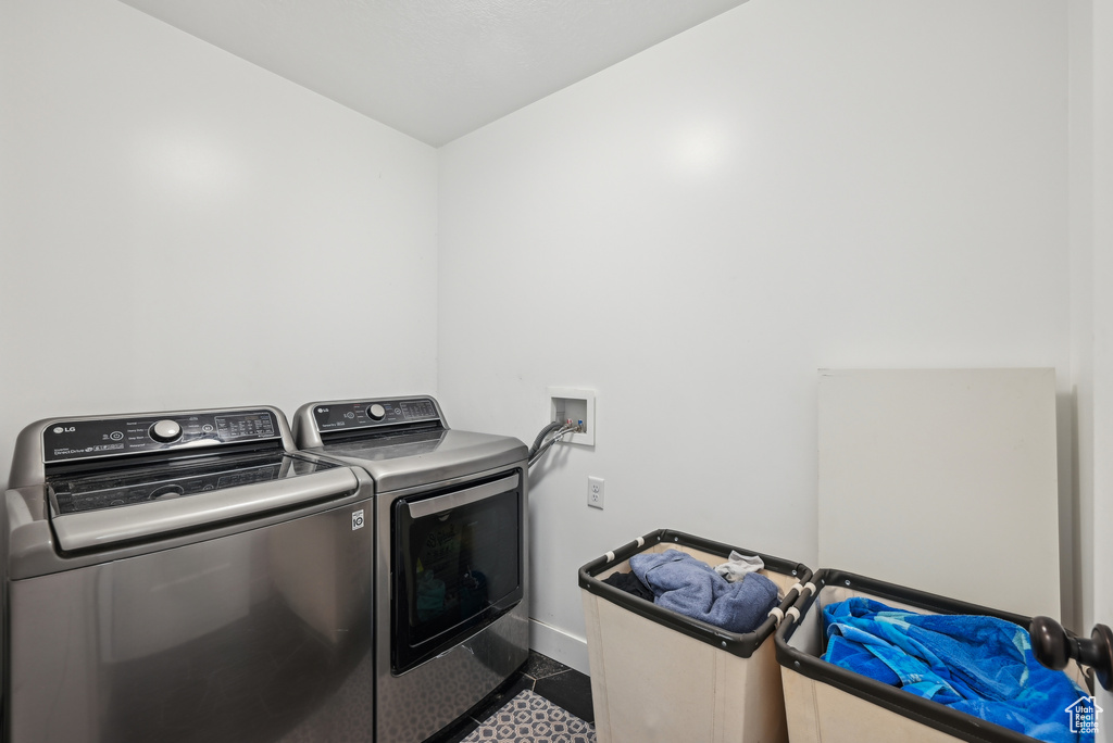 3091 N 2450 W Farr West, UT 84404