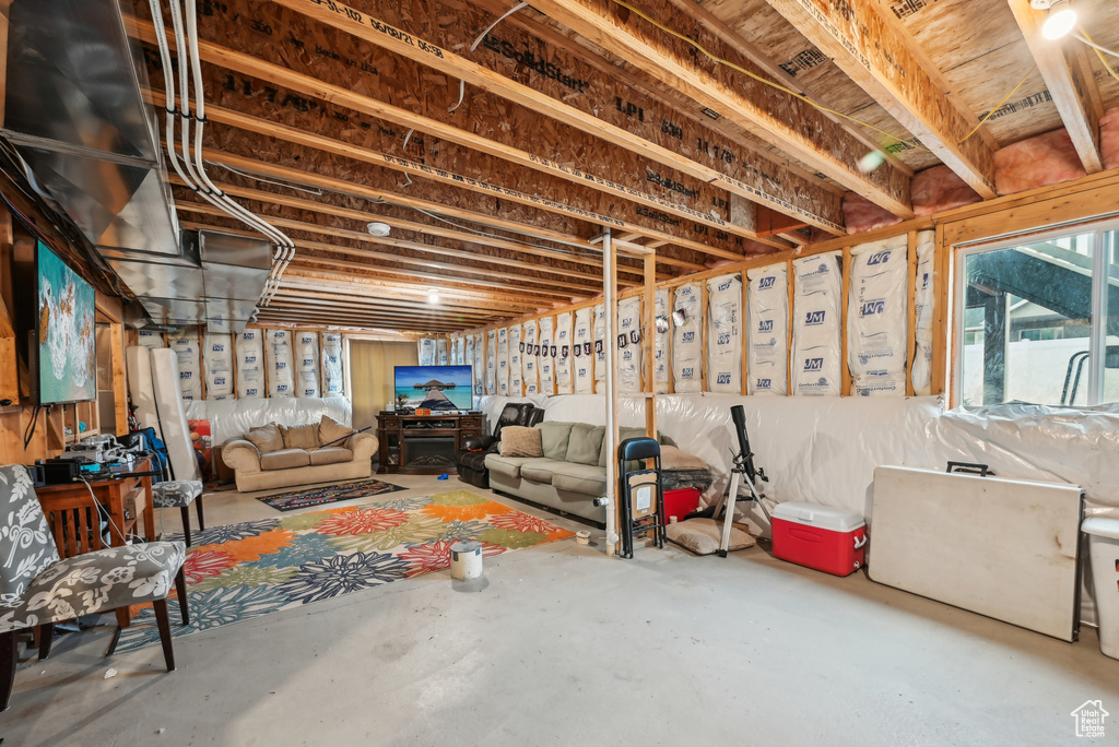 3091 N 2450 W Farr West, UT 84404