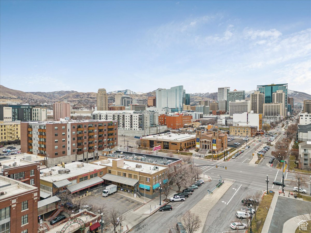 Property\\\\\\\'s view of city featuring a mountain view