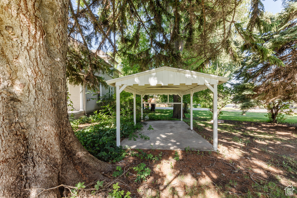 Photo 36 for MLS #2062981 at 291 N Main St