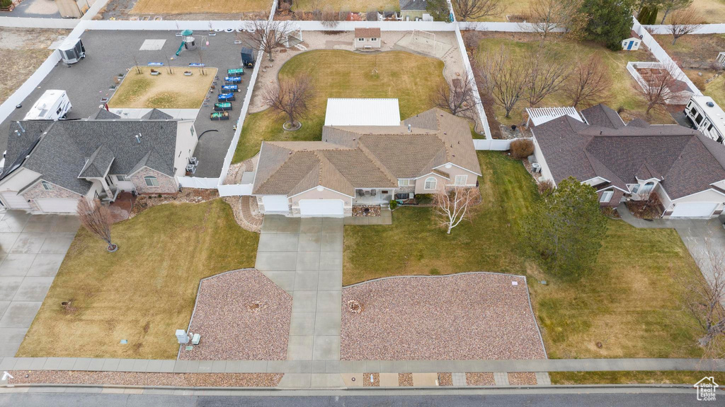 Drone / aerial view featuring a residential view