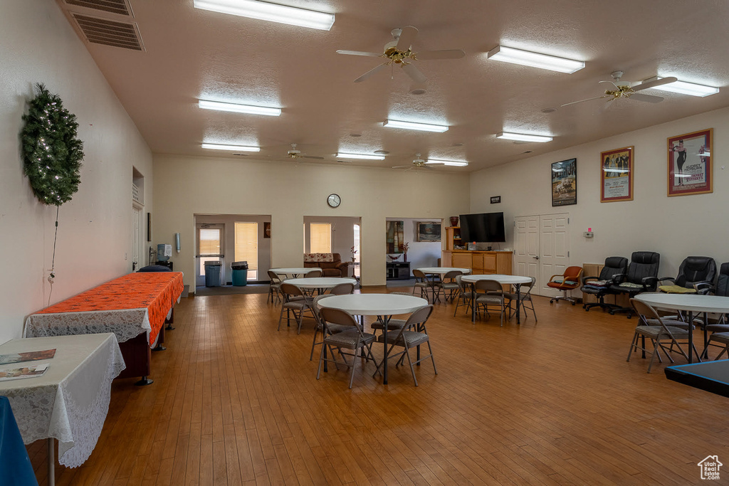 Photo 39 for MLS #2063058 at 2990 E Riverside Dr #26