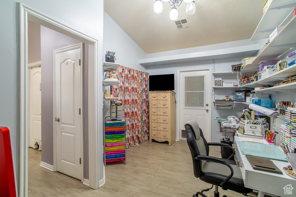 Photo 17 for MLS #2063058 at 2990 E Riverside Dr #26