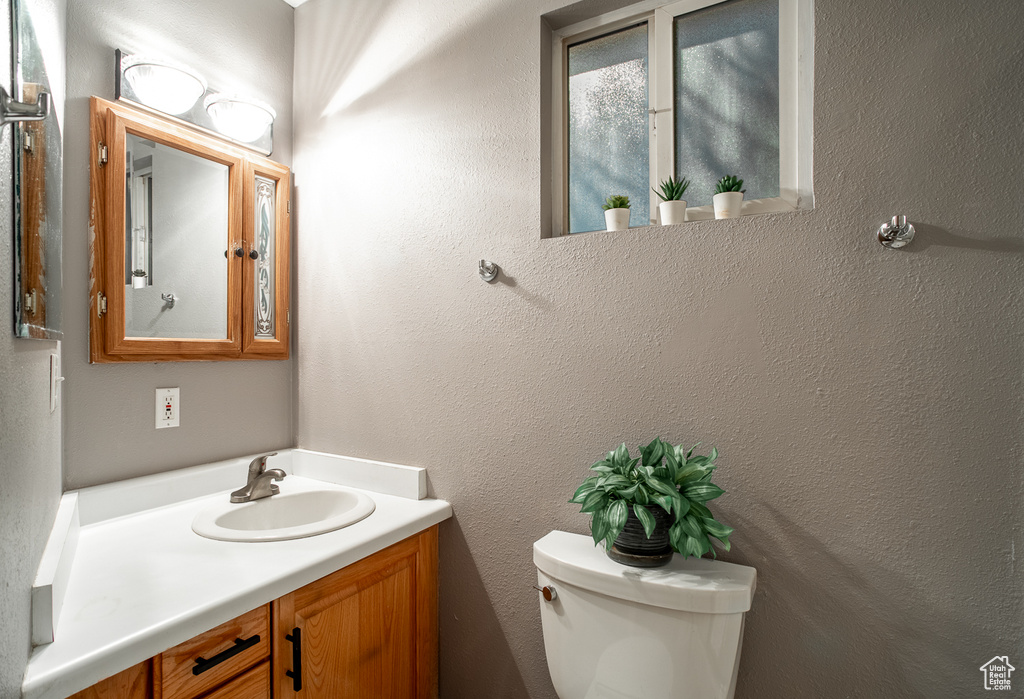 Photo 16 for MLS #2063058 at 2990 E Riverside Dr #26