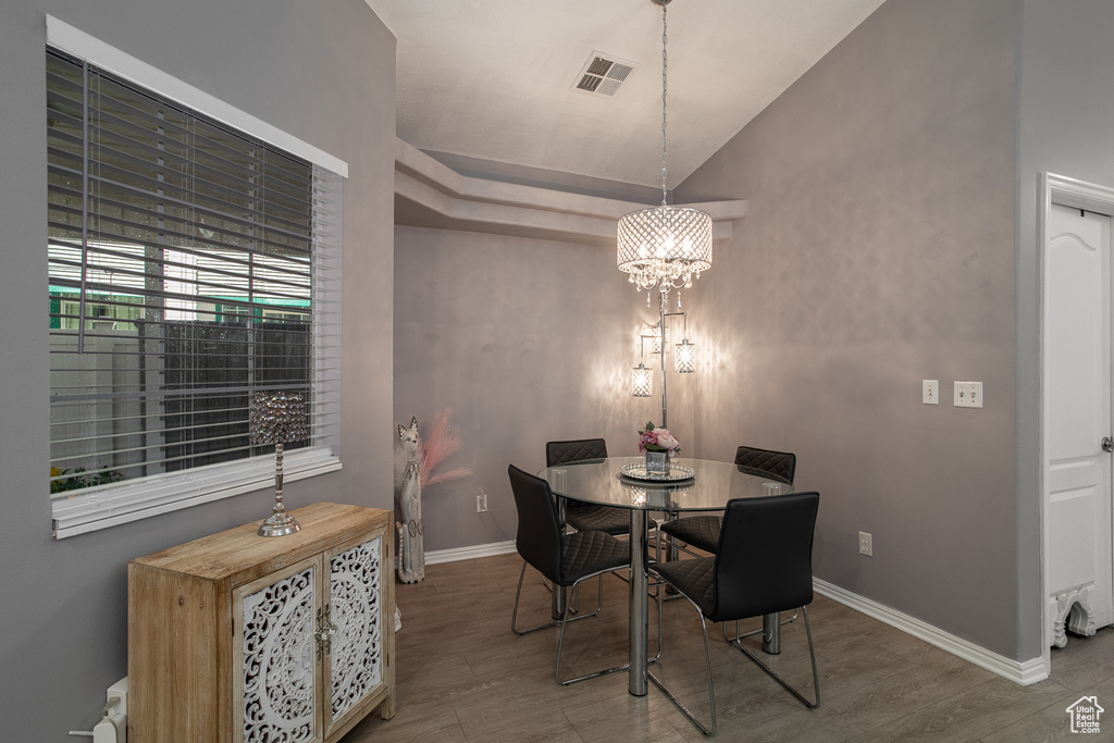 Photo 8 for MLS #2063058 at 2990 E Riverside Dr #26