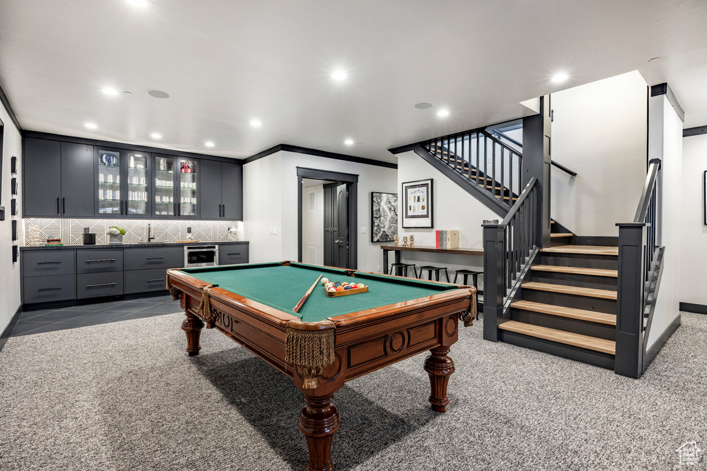 Playroom with carpet, recessed lighting, bar, billiards table, and baseboards