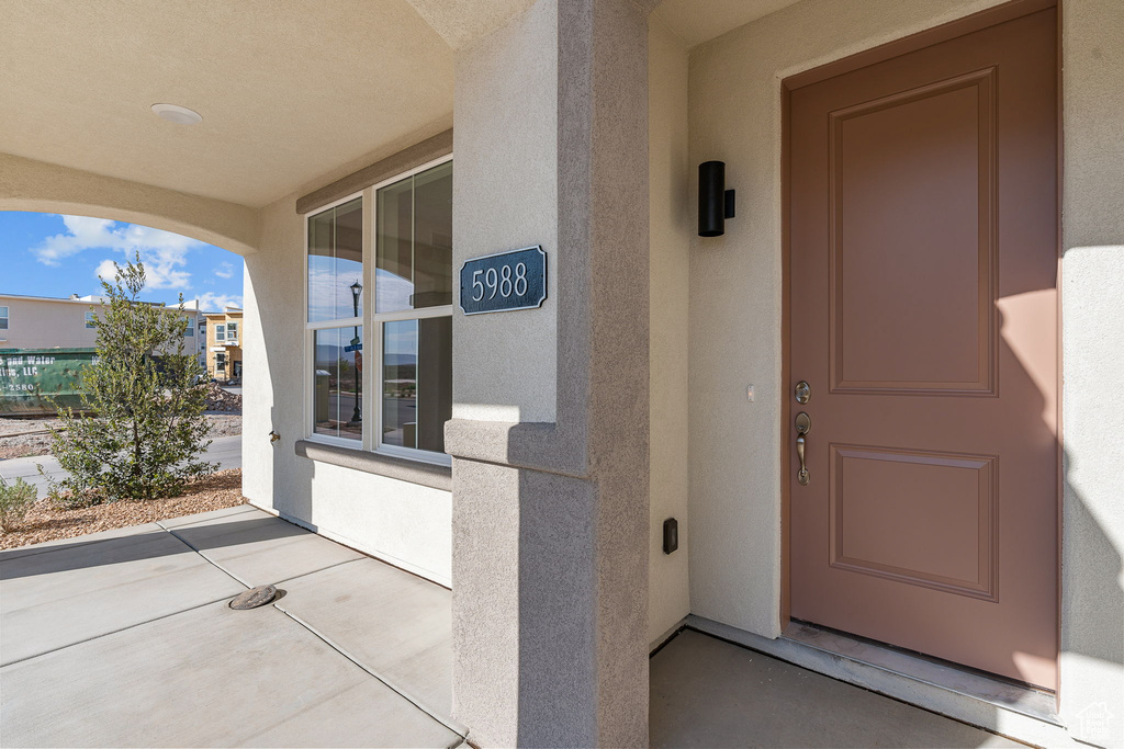 5988 S JASPER RIDGE DR St George, UT 84790