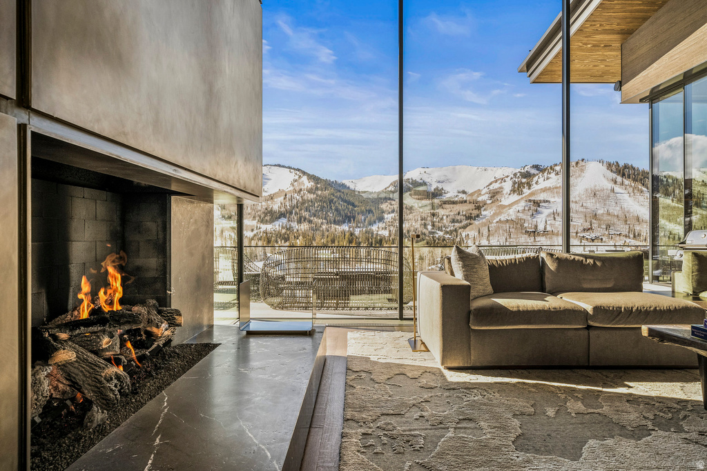 246 WHITE PINE CANYON RD Park City, UT 84060