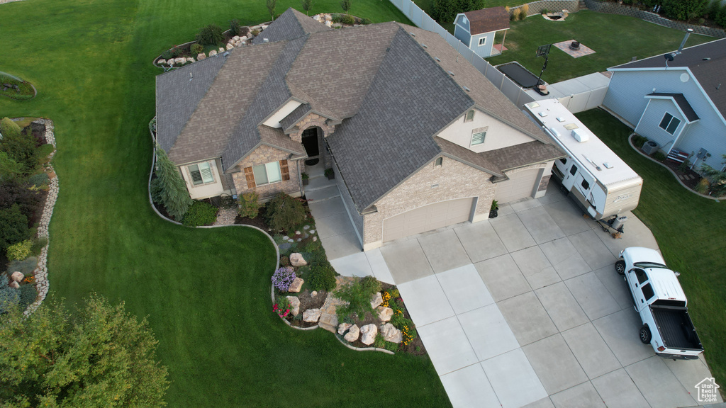 Birds eye view of property