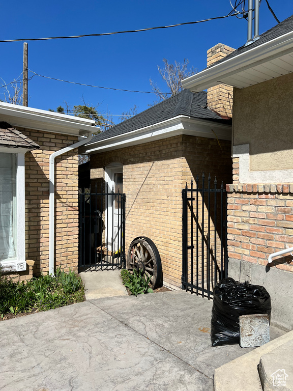 View of side of home