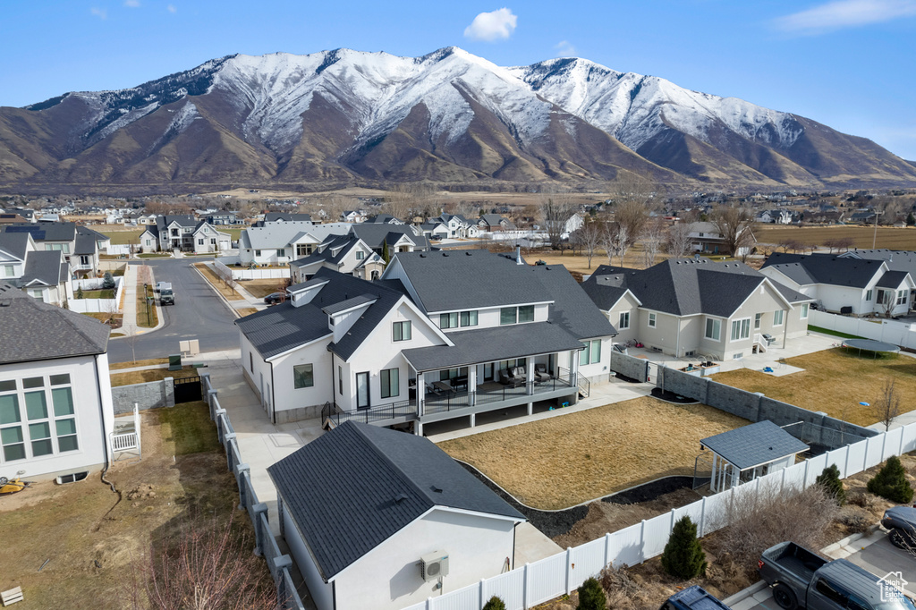 View of mountain feature