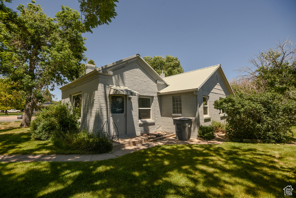 490 N 300 E Beaver, UT 84713