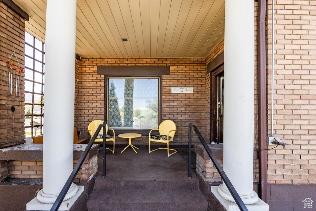 View of patio / terrace with a porch