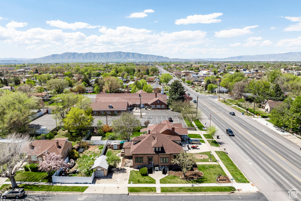 Bird's eye view featuring a mountain view