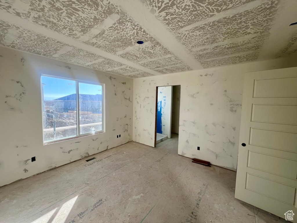 Spare room with a mountain view