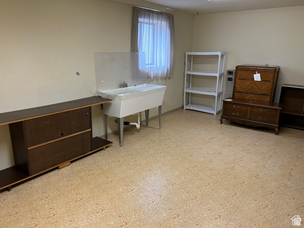 5578 S 1000 E South Ogden, UT 84405