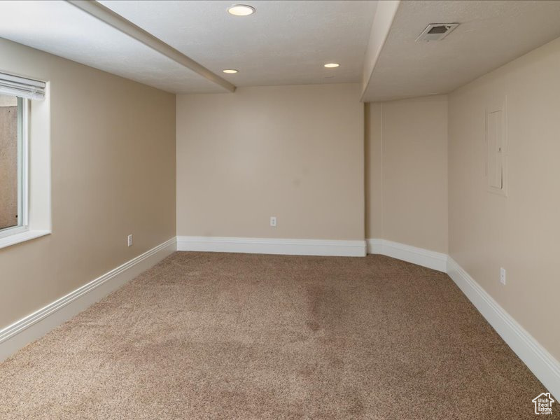 Empty room with carpet