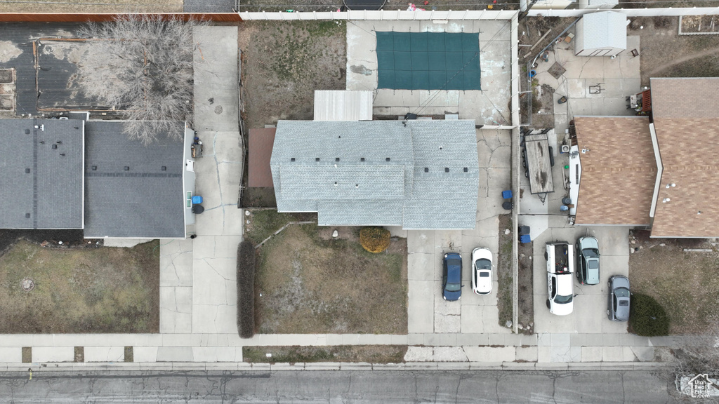 Bird\\\'s eye view