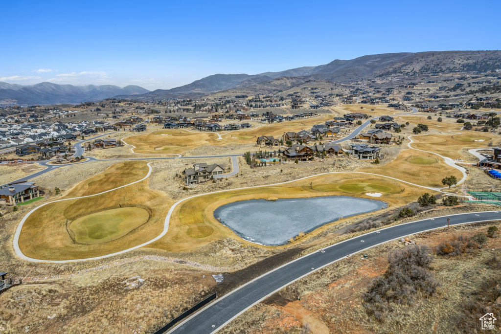 Drone / aerial view featuring a mountain view