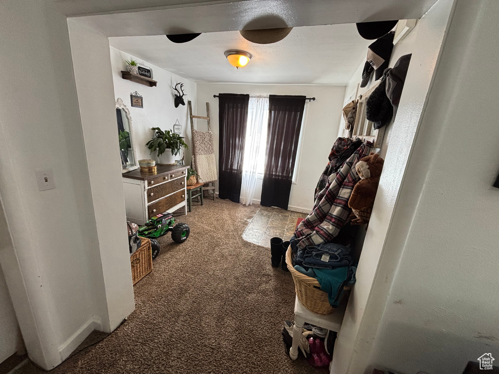 Bedroom with carpet