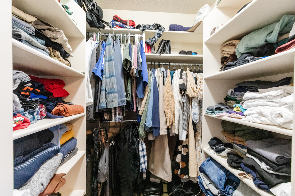 View of walk in closet